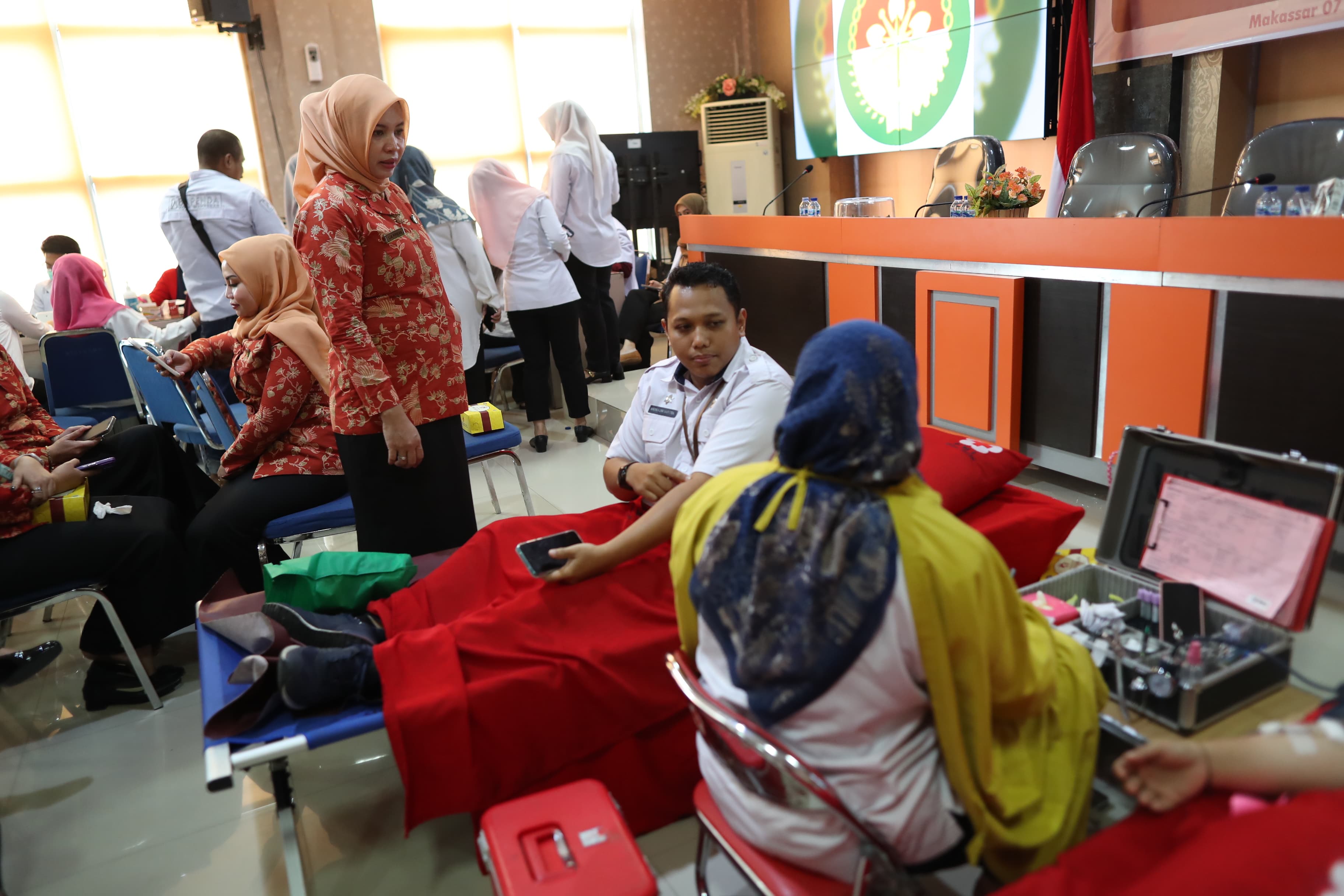 DWP Bapenda Makassar-PMI Gelar Pemeriksaan Kesehatan dan Donor Darah, Fadliah Firman: Bentuk Kepedulian Kesehatan Pegawai